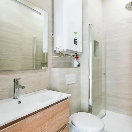 Conviviale Et Elegant 17 Paris