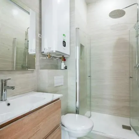 Conviviale Et Elegant 17 Apartment *