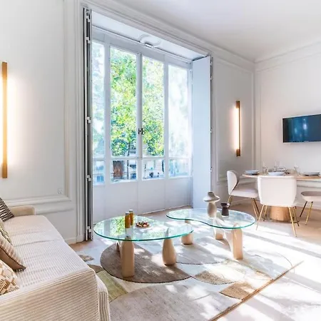 Conviviale Et Elegant 17 Apartment *